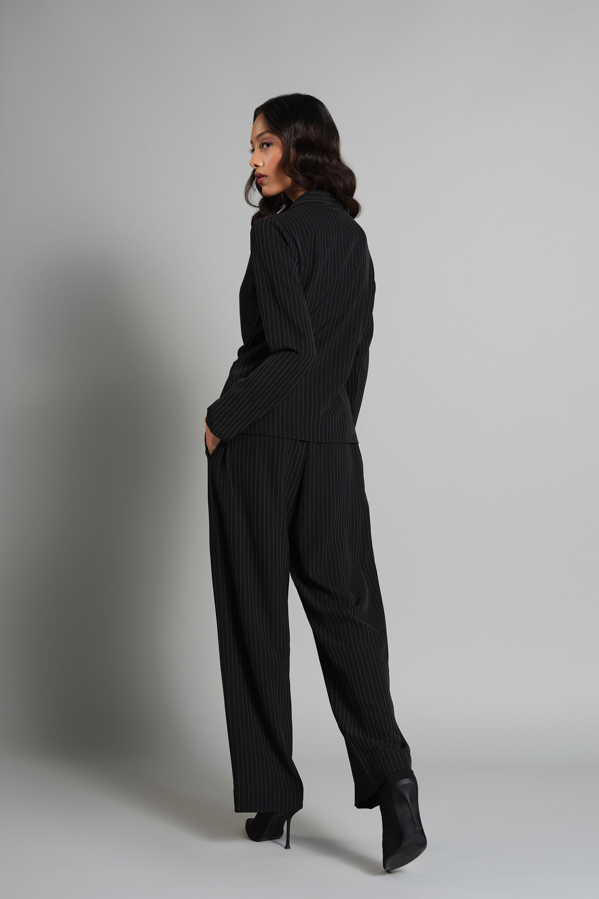 Basalt Tie-up Co-ord, Black, image 5